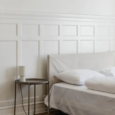 Stunning 6-pax Apartment *